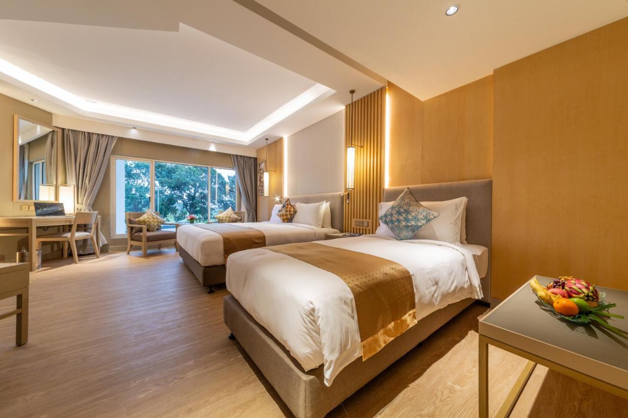เกลนมารี โฮเทล แอนด์ กอล์ฟ รีสอร์ต Hotel ชาห์อาลัม ภายนอก รูปภาพ