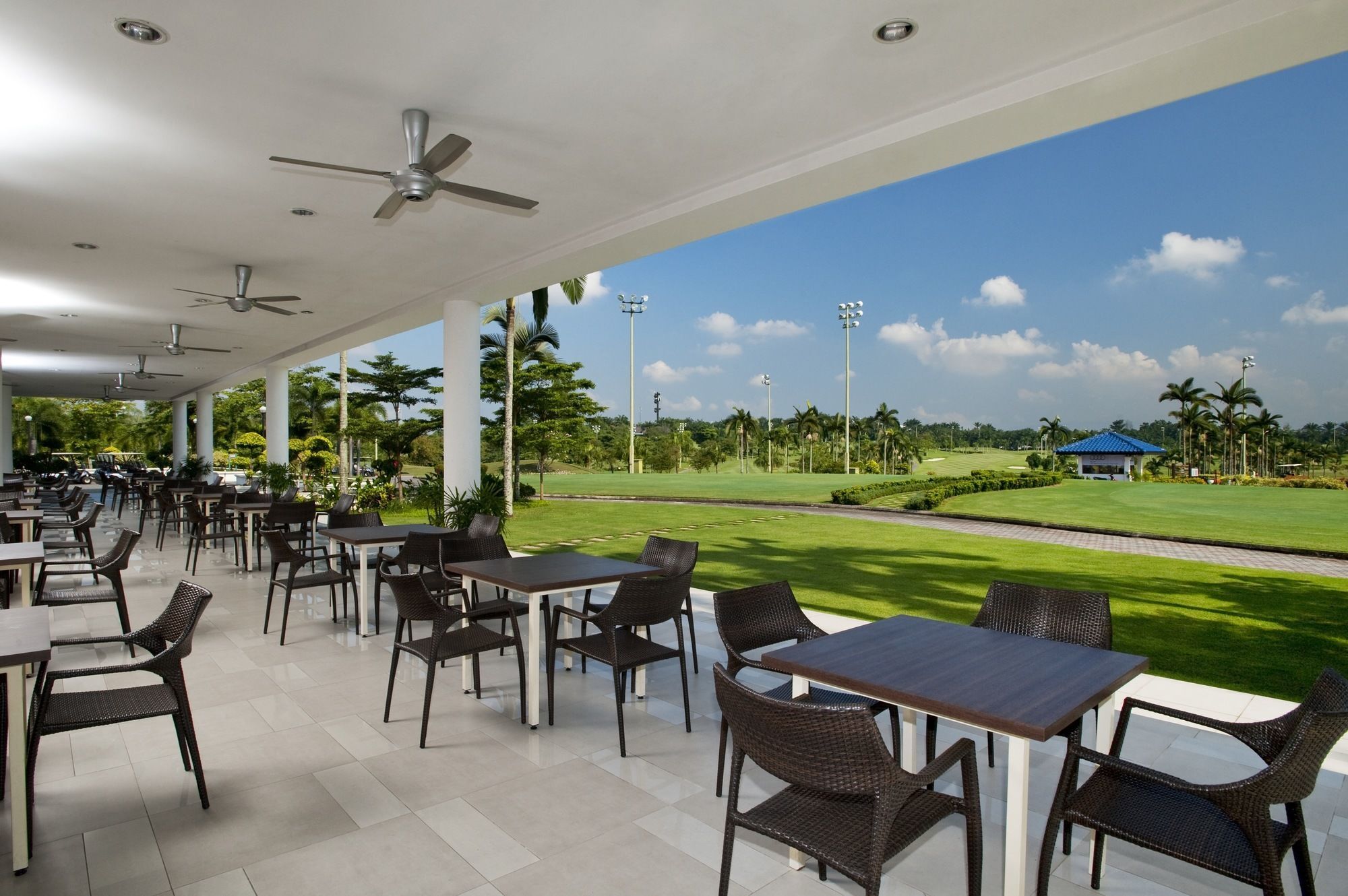 เกลนมารี โฮเทล แอนด์ กอล์ฟ รีสอร์ต Hotel ชาห์อาลัม ภายนอก รูปภาพ Clubhouse